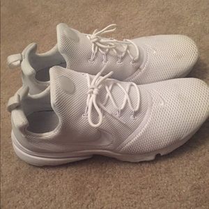 Nike Presto Fly - Size 10.5
